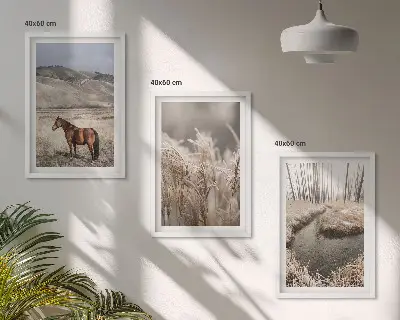 Set tablouri decorative peisaj cu cai, iarbă și pârâu
