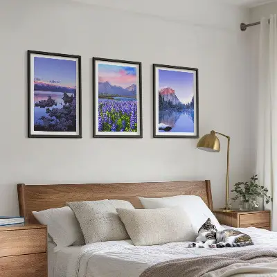 Set de tablouri pentru dormitor cu peisaje de munți, apă și cer