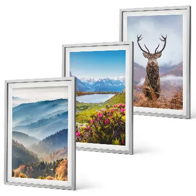 Set de tablouri pentru dormitor cu cerbi la un lac de munte în natură