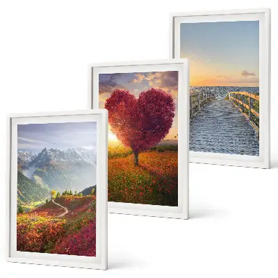 Set de tablouri pentru dormitor cu peisaj montan reprezentând un copac în formă de inimă pe un dig