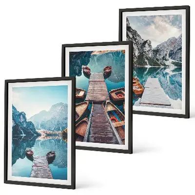 Set tablouri decorative reprezentând lacul cu bărci la debarcader în stil liniștit