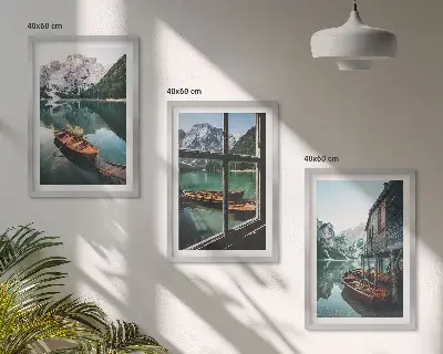 Set tablouri pentru dormitor cu peisaj de casă și bărci pe lacul de munte