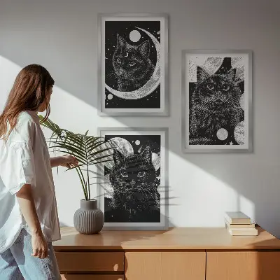 Set tablouri decorative pisici negre în spațiul lunar