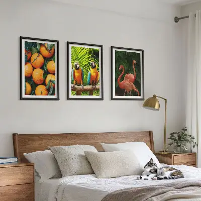 Set de tablouri pentru dormitor cu motive tropicale și accente fructate