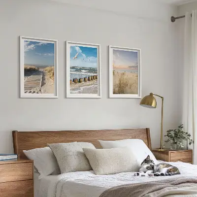 Set de tablouri decorative cu plajă, nisip, valuri, cer și păsări