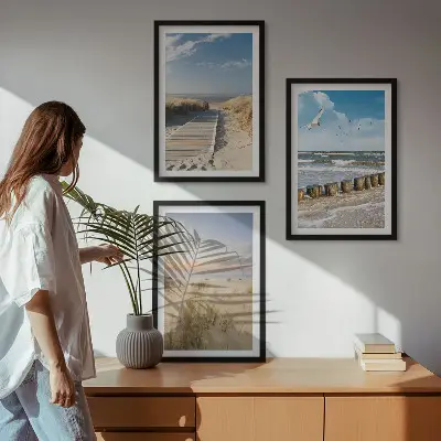 Set de tablouri decorative cu plajă, nisip, valuri, cer și păsări