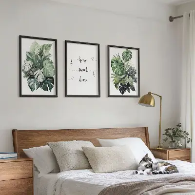 Set tablouri pentru dormitor cu frunze de monstera pictate în acuarelă