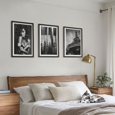 Set tablouri decorative Portretul unei femei cu un trandafir Eiffel