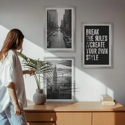Set tablouri decorative inspirație urbană în alb și negru