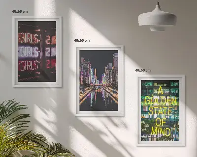 Set tablouri pentru dormitor cu design semne neon înfățișând un râu noaptea