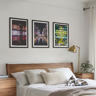 Set tablouri pentru dormitor semne neon râu noaptea