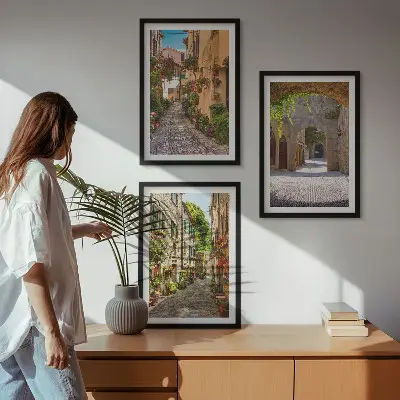 Set de tablouri decorative arhitectură cu flori pe străzile Italiei
