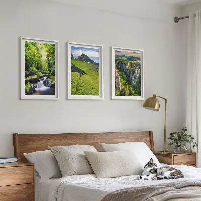 Set de tablouri decorative cu peisaj din pădurea cascadei Munților Verzi