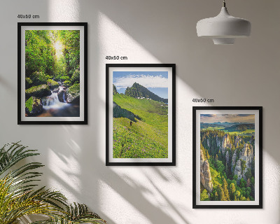 Set tablouri decorative Pădurea cascadei Munților Verzi