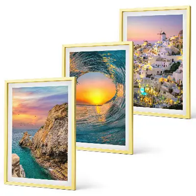 Set tablouri decorative valuri ale mării și case albe din Santorini