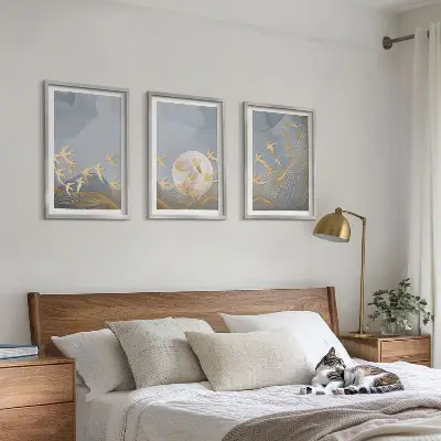 Set tablouri decorative cu păsări care zboară pe cer