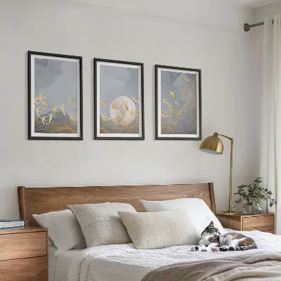 Set tablouri decorative cu păsări care zboară pe cer