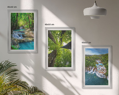 Set tablouri pentru dormitor Cascade cu apă verde din pădure