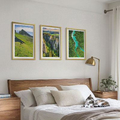 Set tablouri decorative Munți verzi, stânci de râu