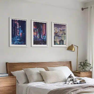 Set de tablouri pentru dormitor cu grafica lumini neon ale orașului de noapte