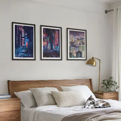 Set de tablouri pentru dormitor cu grafica lumini neon ale orașului de noapte