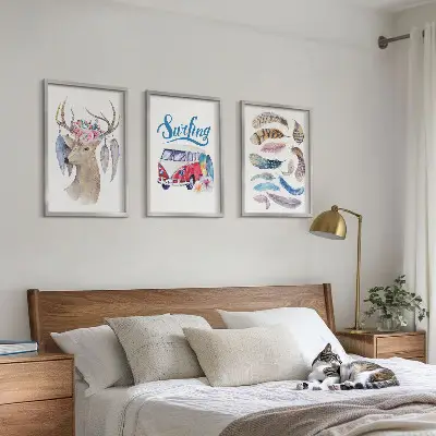 Set tablouri decorative cu model furgonetă cu flori și cerb