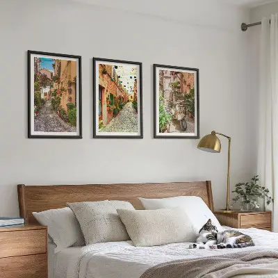 Set tablouri decorative cu tematică de străzi, flori și atmosferă italiană