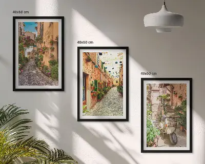 Set tablouri decorative cu tematică de străzi, flori și atmosferă italiană
