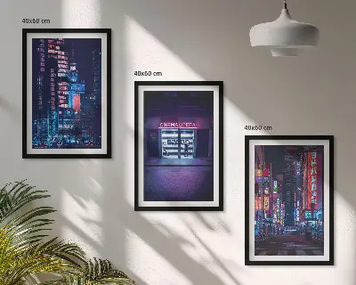 Set de tablouri pentru dormitor cu grafica orașului nocturn în luminile neon