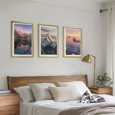 Set tablouri decorative Peisaje montane în fundal