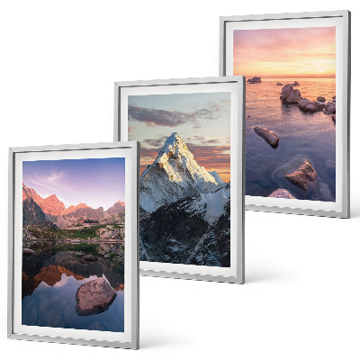 Set tablouri decorative Peisaje montane în fundal