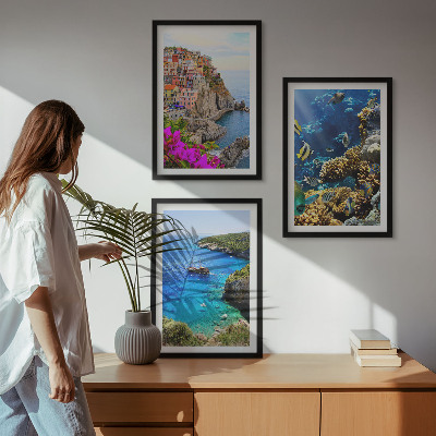 Set tablouri pentru dormitor Vederi la mare, case colorate