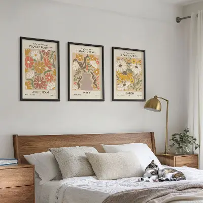 Set tablouri decorative cu modele florale inspirate din Amsterdam, Paris și Londra