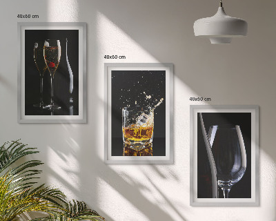 Set tablouri decorative Pahare de vin și whisky pe fundal negru
