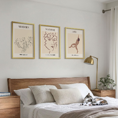 Set tablouri decorative Grafică elegantă cu flori și personaje