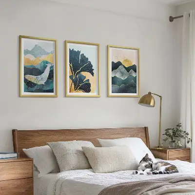 Set tablouri decorative cu vederi abstracte ale munților