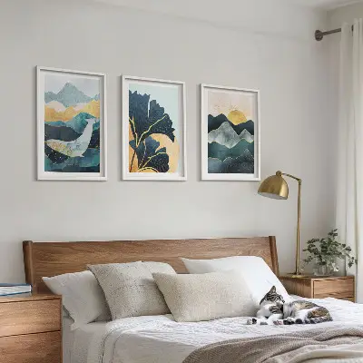 Set tablouri decorative cu vederi abstracte ale munților