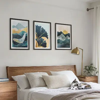 Set tablouri decorative cu vederi abstracte ale munților