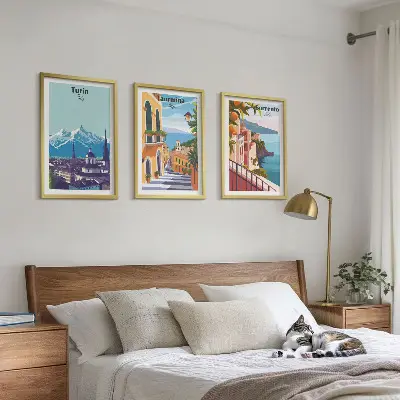 Set de tablouri decorative cu peisaje urbane în stil retro colorat