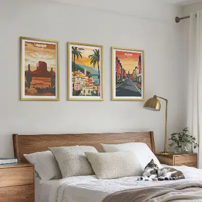 Set tablouri decorative peisaje cu orașe și elemente naturale