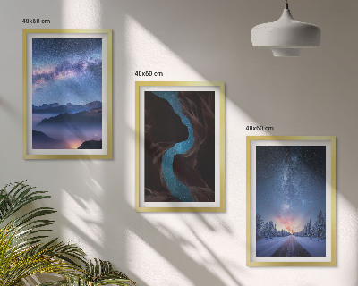 Set tablouri decorative Peisaj de iarnă cu cerul nopții și munții