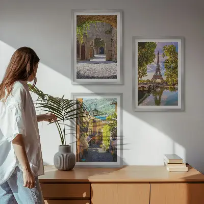 Set tablouri pentru dormitor cu grafica Străzile arhitecturii Eiffel