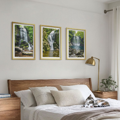 Set tablouri pentru dormitor Cascade în împrejurimi verzi