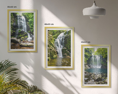 Set tablouri pentru dormitor Cascade în împrejurimi verzi