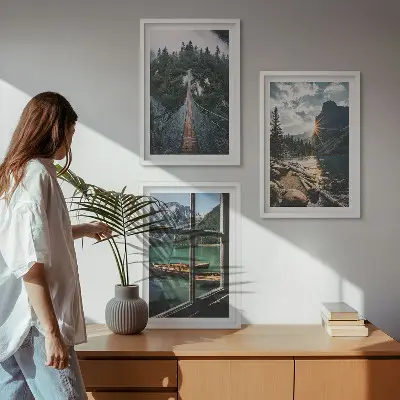 Set tablouri decorative cu peisaj de pod, pădure, lac, bărci și munți