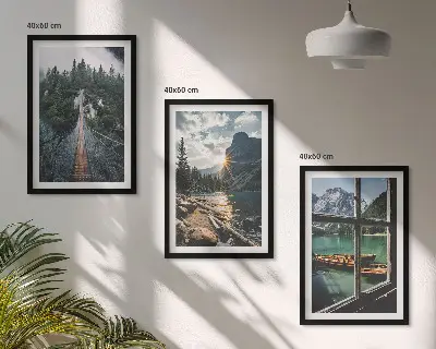 Set tablouri decorative cu peisaj de pod, pădure, lac, bărci și munți