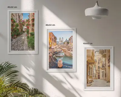 Set de tablouri pentru dormitor cu ilustrația Străzile fermecătoare ale fântânii
