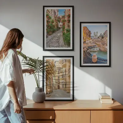 Set de tablouri pentru dormitor cu ilustrația Străzile fermecătoare ale fântânii