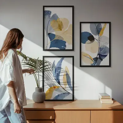Set de tablouri decorative cu motive vegetale în acuarelă