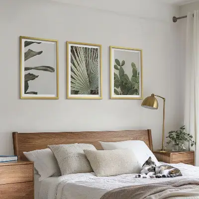 Set de tablouri decorative cu frunze de plante tropicale pastelate